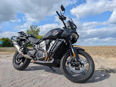 Miesięczna Wyprawa Motocyklem Harley-Davidson Pan America 1250 | Wiele Lokalizacji