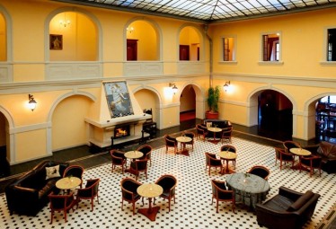 Odprężający Pobyt w Zamku (1 Noc, 2 Osoby) | Trzebieszowice | Prezent na Rocznicę_P