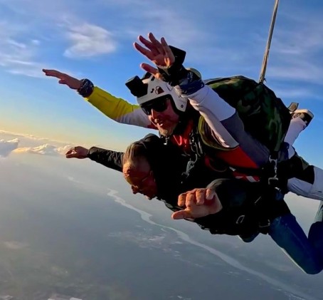 Skok ze Spadochronem z Filmowaniem Selfie | Ostrów Wielkopolski
