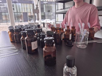 Stwórz Własne Perfumy (100 ml) | Wrocław-Prezent na Urodziny_P