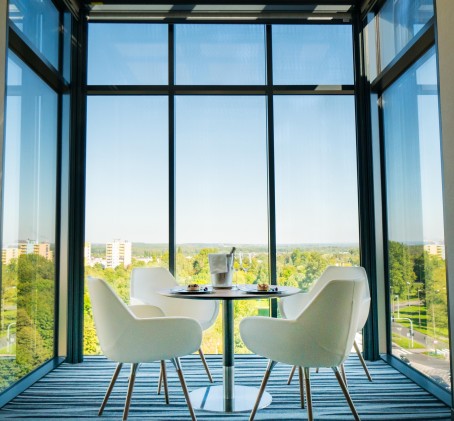 Romantyczny Pobyt w Apartamencie (1 Noc, 2 Osoby) | Holiday Inn Dąbrowa Górnicza | Dąbrowa Górnicza