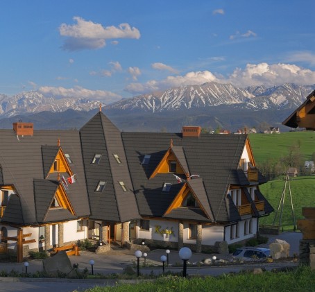 Romantyczny Pobyt w Górach (2 Noce, 2 Osoby) | Hotel Redyk | Ząb
