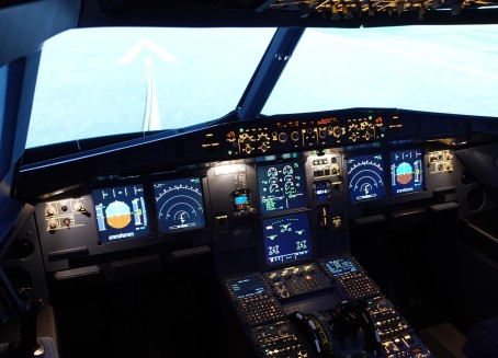 Lot w Symulatorze Airbus A320 NEO (60 minut) | Katowice 