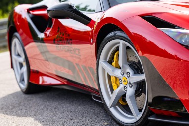 Poprowadź Ferrari F8 | 1 okrążenie | Wiele Lokalizacji -Prezent dla Kobiety_S