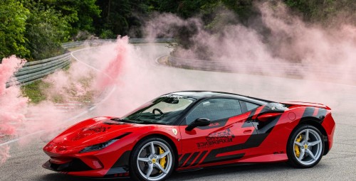 Poprowadź Ferrari F8 | 10 okrążeń | Wiele Lokalizacji-Prezent dla Niego_P