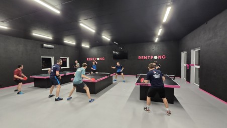 Gra w Tenisa Stołowego dla Przyjaciół | Luboń-Prezent dla Niej_P