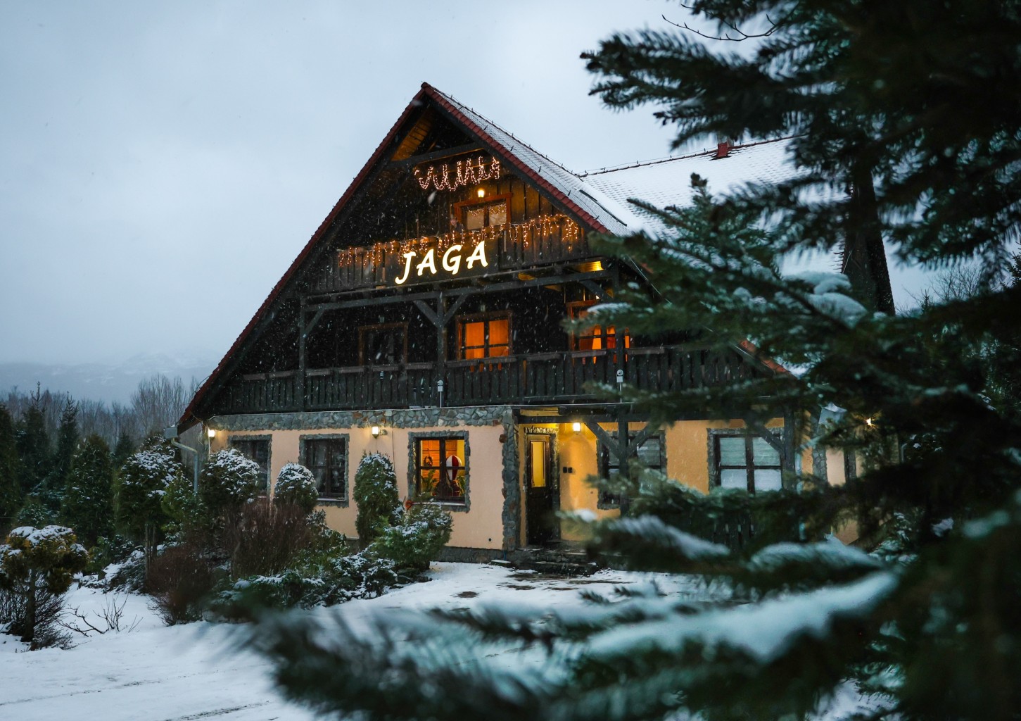 Relaksujący Pobyt  w Górach (2 Noce, 2 Osoby) | Chata Jaga | Szklarska Poręba