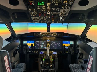 Lot w Symulatorze Boeinga 737 Max (30 minut) | Tarnowskie Góry-Prezent dla Męża_P