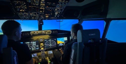 Lot w Symulatorze Boeinga 737 Max (30 minut) | Tarnowskie Góry-Prezent na Urodziny_P