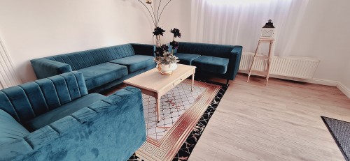 Relaksujący Pobyt (2 Noce, 2 Osoby) | Nałęczów | W Krainie Alicji-Prezent dla Przyjaciół_P