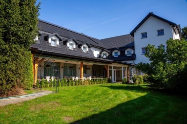 Relaksujący Pobyt (2 Noce, 2 Osoby) | Nałęczów | W Krainie Alicji-Prezent dla Pary_P