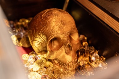 Przygoda w Escape Room “Piraci: Złoto Karaibów” | Warszawa-Prezent dla Przyjaciół_P