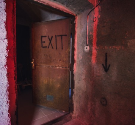 Przygoda w Escape Room "Mroczne Piwnice" (4 osoby) | Rzeszów