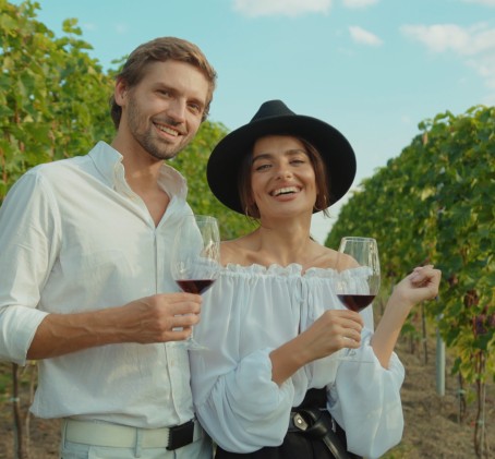 Zwiedzanie Winnicy z Degustacją Wina i Przekąsek dla Dwojga | Lipka Wielka