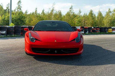 Jazda Ferrari 458 Italia | 2 okrążenia | Tor Główny Poznań | Prezent na Urodziny_P