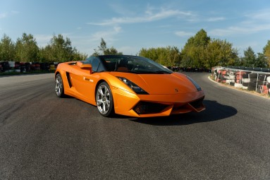 Jazda Lamborghini Gallardo | 2 okrążenia | Tor Główny Poznań | Prezent na Urodziny_P
