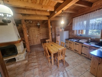 Odprężający Pobyt w Domku Alutkowo w Bieszczadach (2 Noce, 2 Osoby) | Zawadka | Helonowo-Prezent dla Rodziców_P