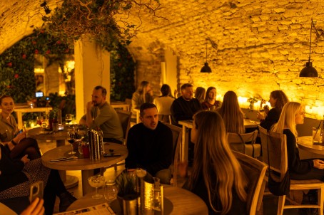 Candlelit Dinner - Kolacja wśród Tysiąca Świec dla Dwojga | Łódź