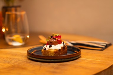 Kolacja przy Świecach z Muzyką na Żywo | Katowice-Prezent na Urodziny_P