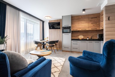  Odprężający Pobyt w Księżycowym Apartamencie (2 Noce, 1- 4 Osoby) | Golden Apartments | Prezent dla Przyjaciół_P