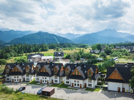 Odprężający Pobyt w Księżycowym Apartamencie (2 Noce, 1- 4 Osoby) | Golden Apartments | Zakopane