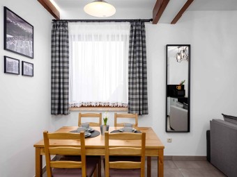 Odprężający Pobyt w Villa Taternik (2 Noce, 1-4 Osoby) | Zakopane | Golden Apartments-Prezent dla Przyjaciół_P