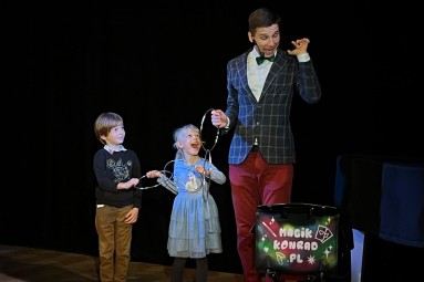 Familijny Pokaz Iluzji (bilet ulgowy) | Warszawa i okolice | Prezent dla Dziecka_P