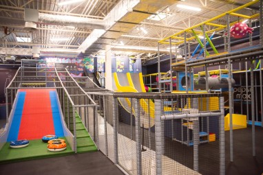 Szalona Zabawa w Parku Trampolin (130 minut) | Kielce-Prezent dla Chłopca_P