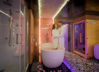 Romantyczny Pobyt w Apartamencie (1 Noc, 2 Osoby) | Gdańsk | Secret Room-Prezent dla Żony_P