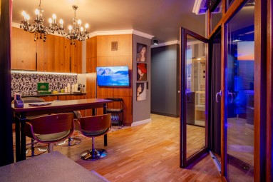 Romantyczny Pobyt w Apartamencie Pink (1 Noc, 2 Osoby) | Gdańsk | Secret Room-Prezent na Rocznicę_P