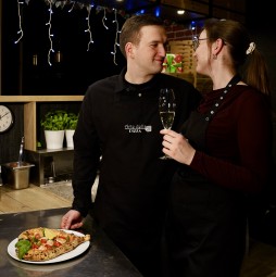 Romantyczne Warsztaty Robienia Pizzy Neapolitańskiej dla Dwojga | Warszawa-Prezent dla Ukochanej_P