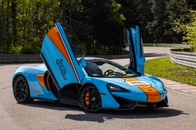 Poprowadź McLaren 570GT | 3 okrążenia | Wiele Lokalizacji-Prezent na Święta_P