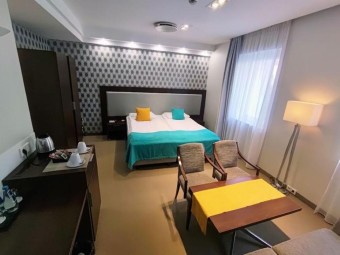 Odprężający Pobyt ze Zwiedzaniem Zamku (2 Noce, 2 Osoby) | Hotel Zamek Centrum | Prezent na Rocznicę_P