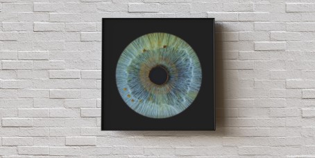 Artystyczne Zdjęcie Tęczówki Oka – Format 30x30 cm | Lublin