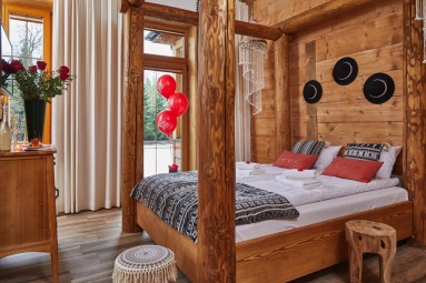 Romantyczny Pobyt w Górach (2 Noce, 2 Osoby) | Niedźwiedzia Residence | Poronin | Prezent na Święta_P