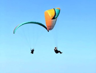 Lot Paralotnią z Góry Żar | Międzybrodzie Żywieckie-Prezent dla Przyjaciela_P