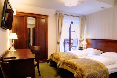 Relaksujący Pobyt dla Seniorów (2 Noce, 2 Osoby) | Janowiec | Hotel Kazimierski Zdrój -Prezent dla Pary_P