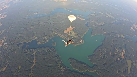 Skok ze Spadochronem z Filmowaniem Selfie | Olsztyn-Prezent na Urodziny_P
