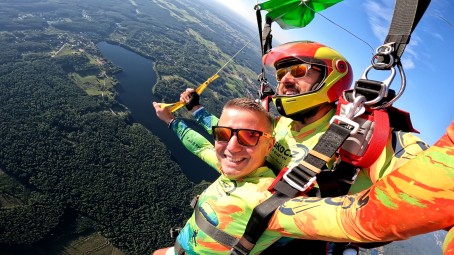 Skok ze Spadochronem z Filmowaniem Selfie | Gryźliny-Prezent dla Niego_P