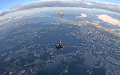 Skok ze Spadochronem z Filmowaniem Selfie | Gryźliny-Prezent na Urodziny_P