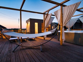Romantyczny Pobyt w Domku (1 Noc, 2 Osoby) | Zator | Holiday Park Zator Resort & Spa | Prezent na Męża_P
