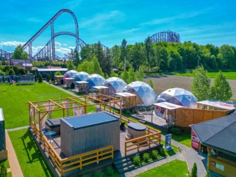 Romantyczny Glamping z Jacuzzi na Wyłączność (1 Noc, 2 Osoby) | Zator | Holiday Park Zator Resort & Spa-Prezent dla Małżeństwa_P