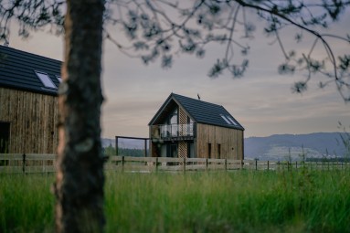 Odprężający Pobyt w Domku (2 Noce, 1-4 Osoby) | Dębno Podhalańskie | Svoyska Osada-Prezent na Urodziny_P