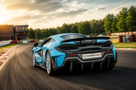 Jazda McLaren 600LT | 1 okrążenie | Wiele Lokalizacji 