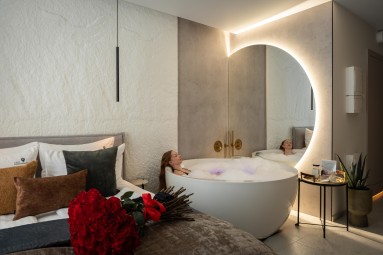 Odprężający Pobyt w Apartamencie z Jacuzzi (2 Noce, 2 Osoby) | Lion Apartments | Gdańsk - Prezent dla Rodziców_P 