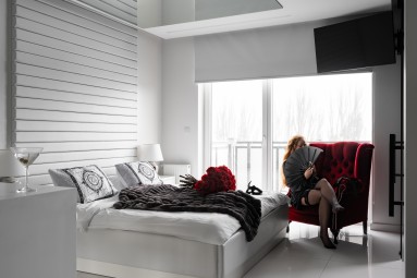 Romantyczny Pobyt w Apartamencie z Jacuzzi (2 Noce, 2 Osoby) | Lion Apartments | Gdańsk - Prezent na Rocznicę Ślubu_P