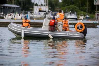 Kurs na Sternika Motorowodnego na Mazurach | Węgorzewo-Prezent dla Przyjaciela_P