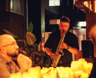 Candlelit Dinner - Kolacja wśród Tysiąca Świec | Łódź-Prezent dla Przyjaciółki_P