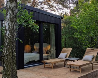 Relaksujący Pobyt w Domku nad Jeziorem (1 Noc, 2 Osoby) | Chillownia.pl Potołówek - Prezent na Święta_P
